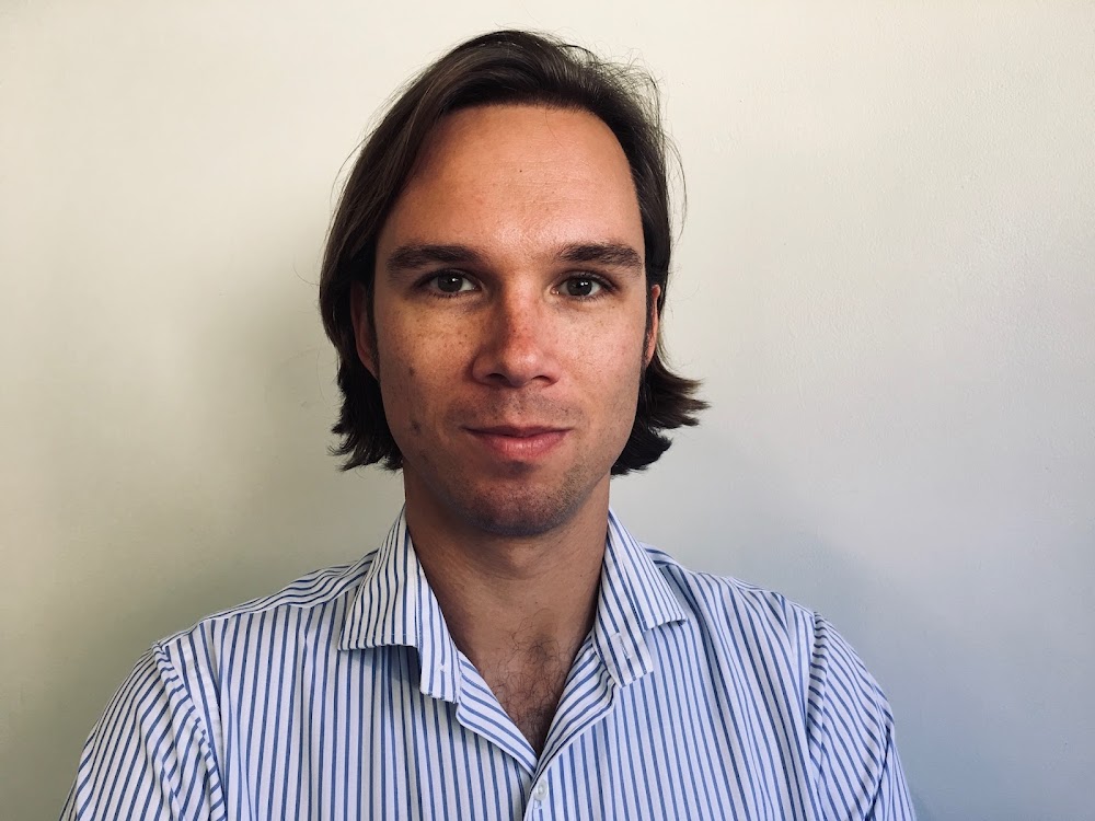 Dr Robert Parry Paediatrician