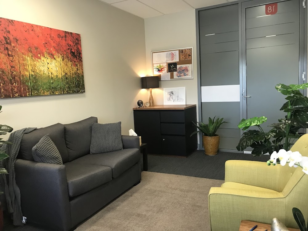 Living Well Psychology Clinic